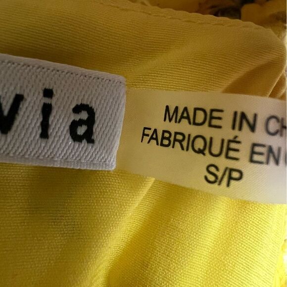 Alice + Olivia Ruffle Sleeve Tie Front Cropped Top Sunbeam Small MSRP $458 - Picture 10 of 10